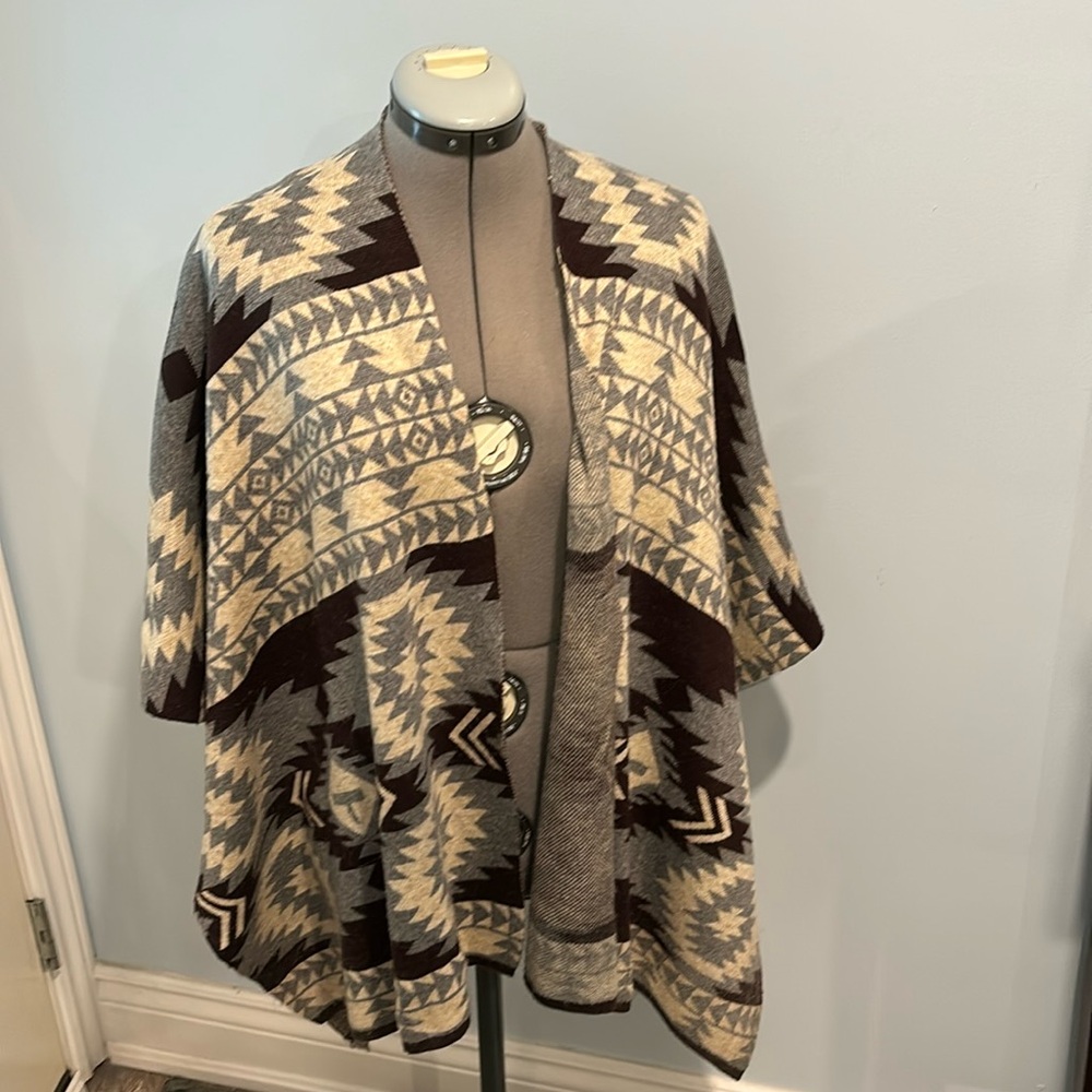 Women’s Small Pink Martini wrap geometric print in brown grey cream